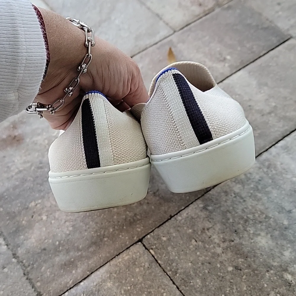 Rothy's The Original Slip-On Sneaker Sz 8 Color Is Sand - Picture 6 of 11
